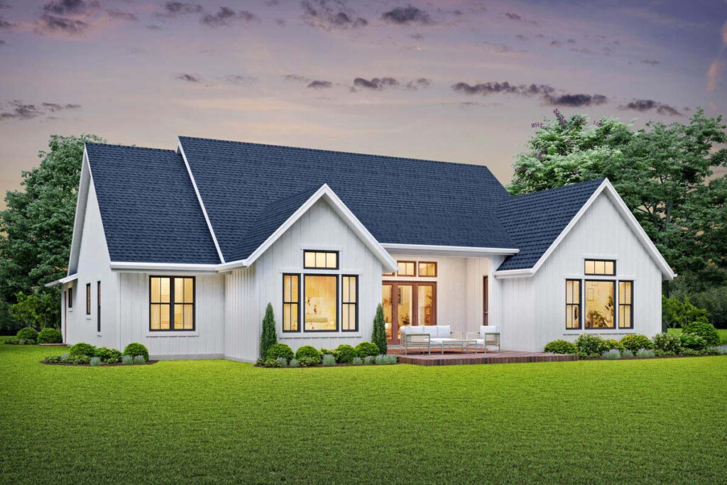 Modern farmhouse House Plan 3 Bedrooms 2 Bath 2576 Sq Ft Plan 74 907 - Floor Plans 3 Bedroom Farmhouse Style House